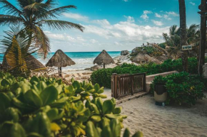 La Conchita Tulum